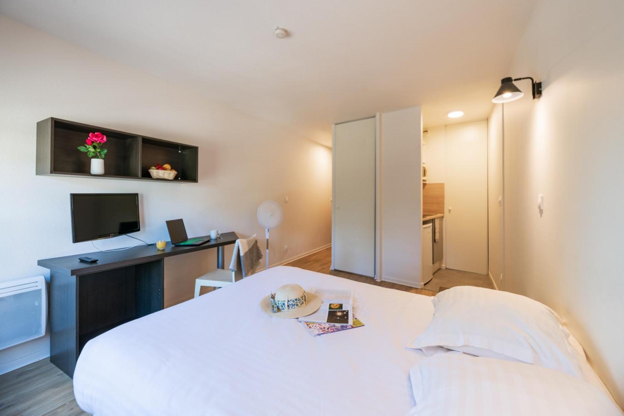 Aparthotel Cerise Valence Valence  Zewnętrze zdjęcie